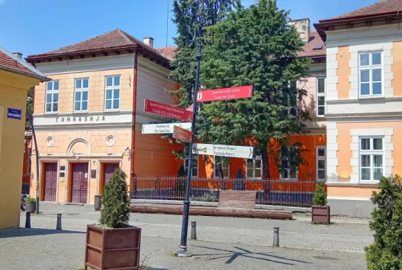 Pančevo park u centru – mirna šetnja za Prvi maj